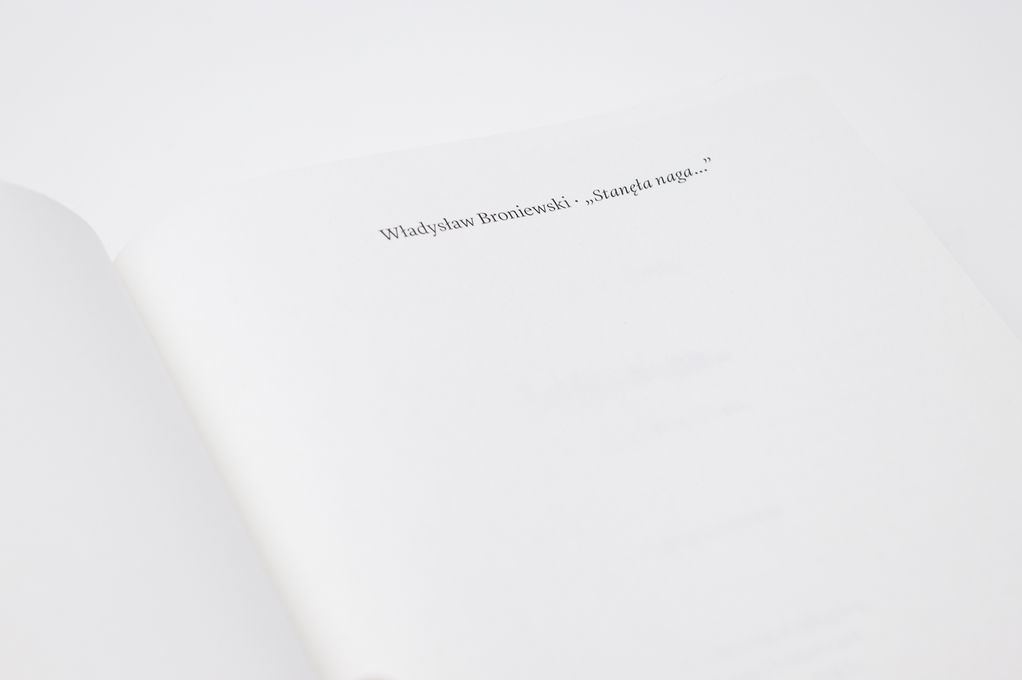 broniewski_stanela_naga_030