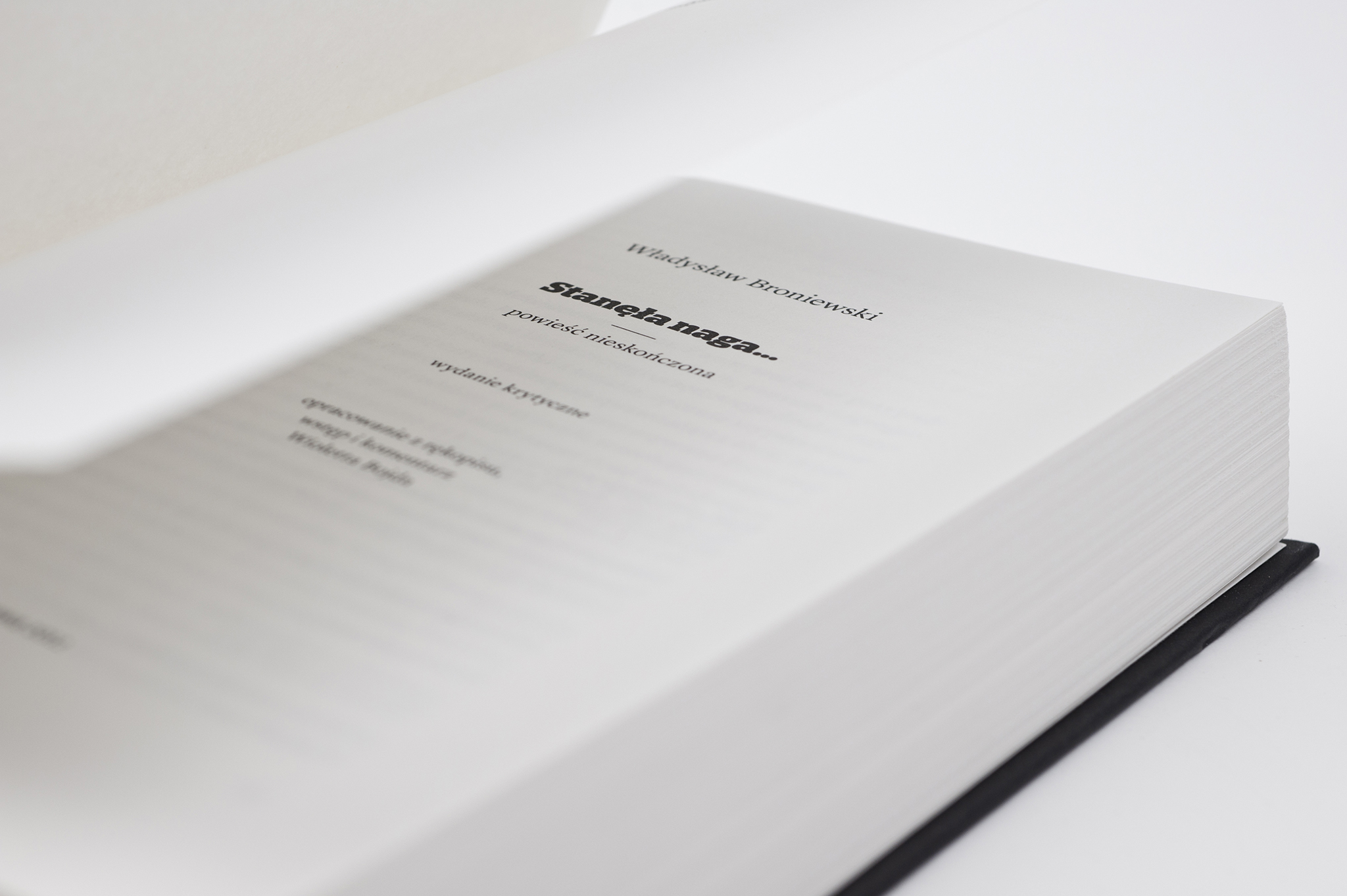 broniewski_stanela_naga_031