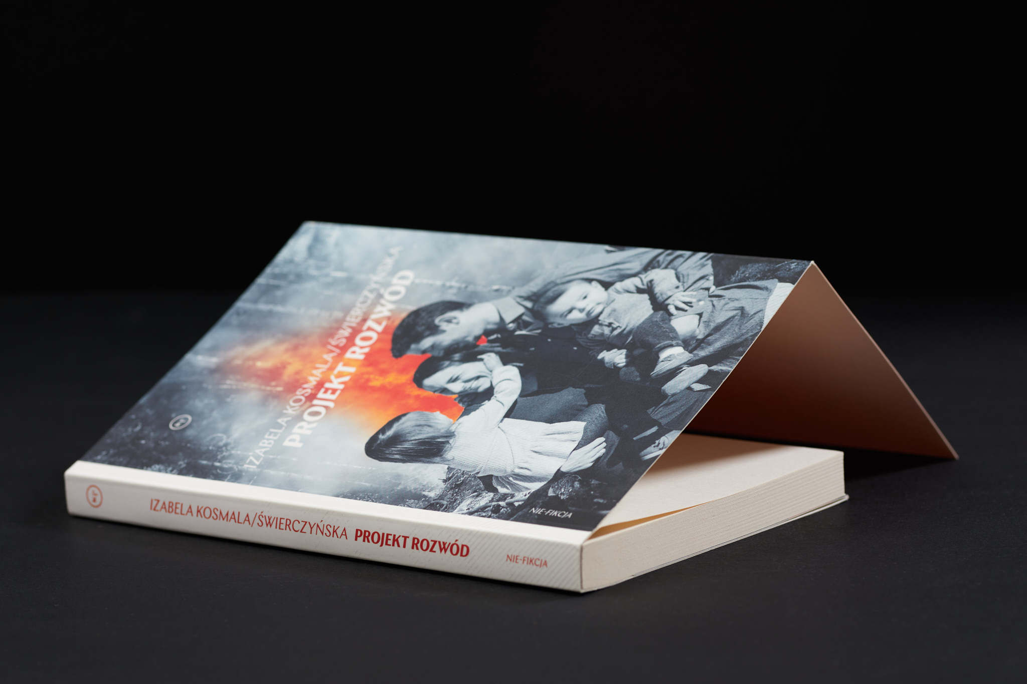 seria_KP0648_Projekt_rozwod_fot.Basia_Budniak_m